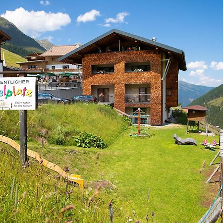 Alpengasthof Praxmar Sankt Sigmund im Sellrain Exterior photo